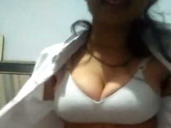 Amateur Desi girl with massive natural boobs removes her bra and shirt XXX
